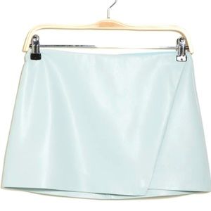 Alice + Olivia Lilia Faux Leather Crossover Skirt Size 10 $250 MSRP NWT